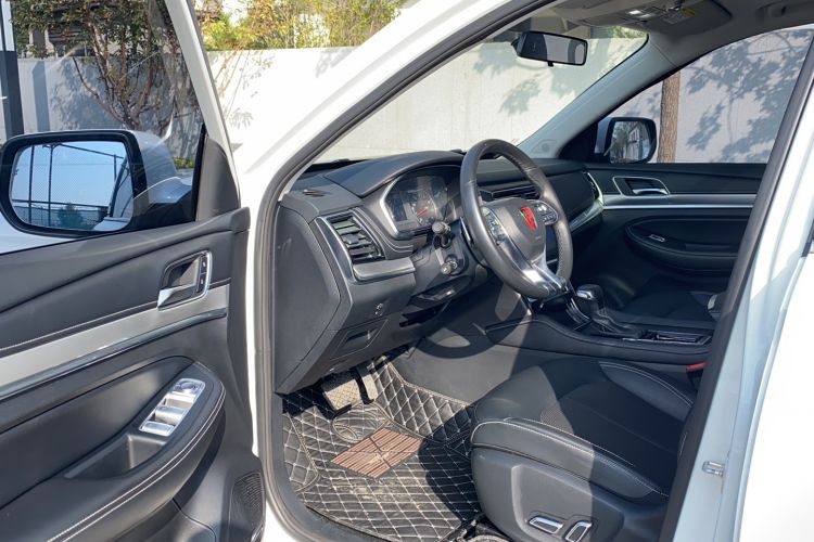 Used Roewe RX8 2019 30T Two-Wheel Drive Supreme Flagship Edition Driver Seat