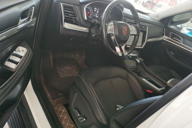 Used Roewe RX8 2019 30T Smart Connectivity Two-Wheel Drive Supreme Flagship Edition Driver Seat