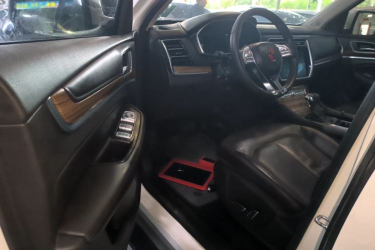 Used Roewe RX8 2019 30T Smart Connectivity Two-Wheel Drive Supreme Flagship Edition Driver Seat