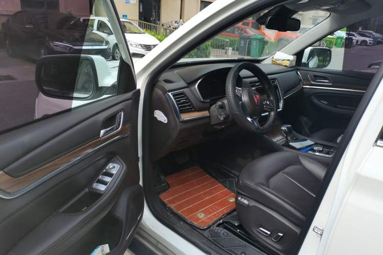 Used Roewe RX8 2019 30T Smart Connectivity All-Wheel Drive Supreme Edition Driver Seat