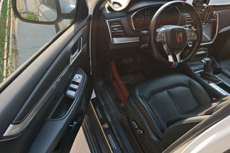 Used Roewe RX8 2019 30T Two-Wheel Drive Supreme Flagship Edition Driver Seat