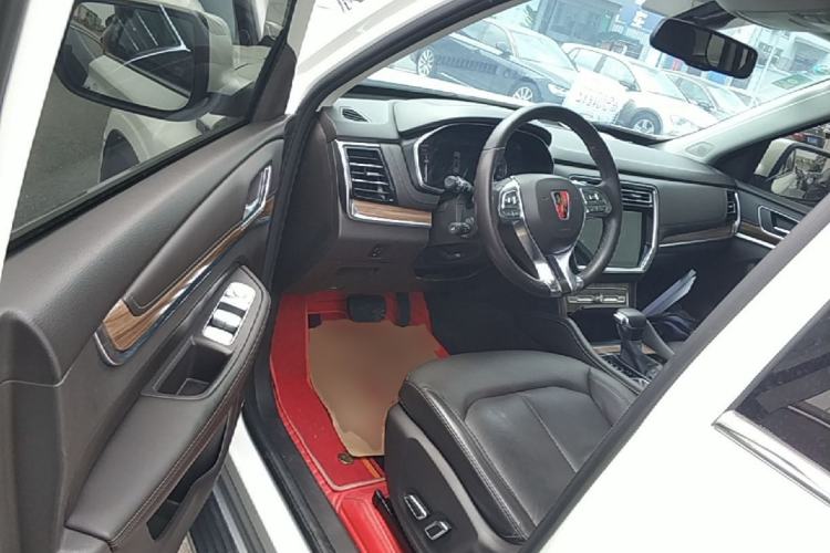 Used Roewe RX8 2019 30T Smart Connectivity Two-Wheel Drive Supreme Flagship Edition Driver Seat