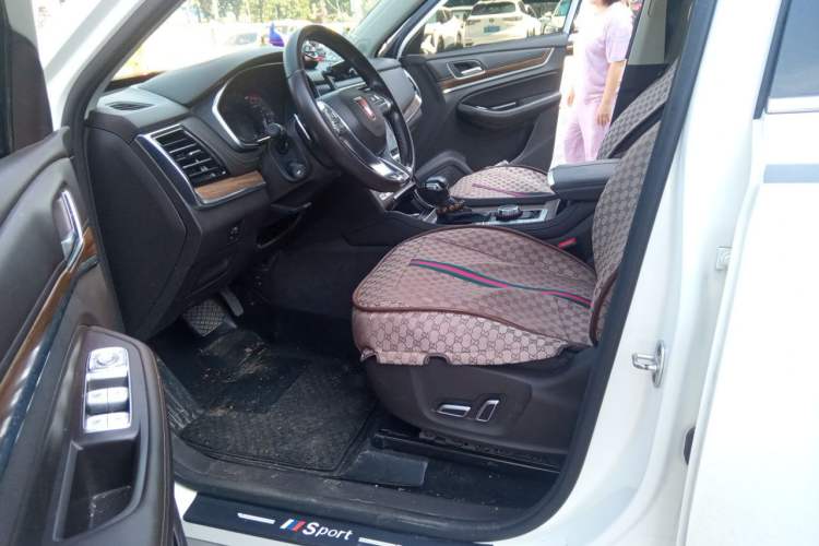 Used Roewe RX8 2019 30T Smart Connectivity Four-Wheel Drive Supreme Flagship Edition Driver Seat