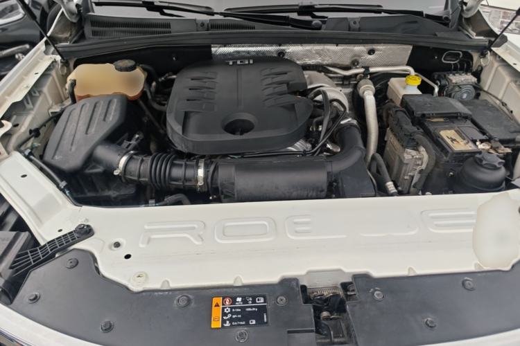 Used Roewe RX8 2019 30T Smart Connectivity Four-Wheel Drive Supreme Flagship Edition Engine Bay