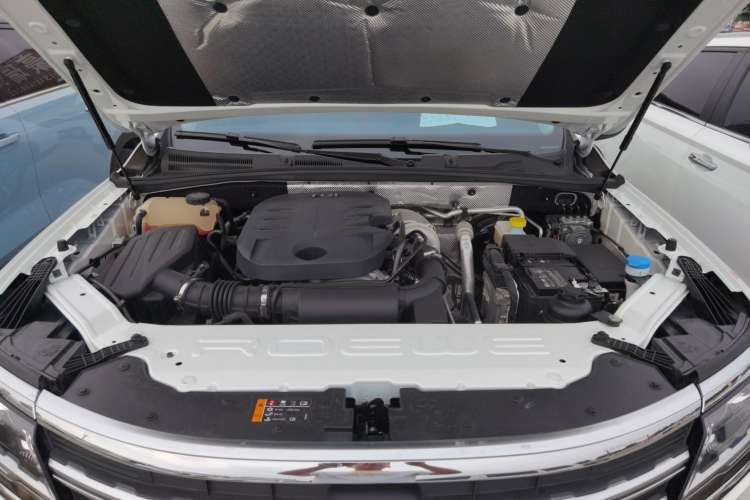 Used Roewe RX8 2019 30T Two-Wheel Drive Supreme Flagship Edition Engine Bay