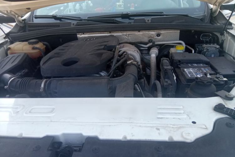 Used Roewe RX8 2019 30T Smart Connectivity Four-Wheel Drive Supreme Flagship Edition Engine Bay