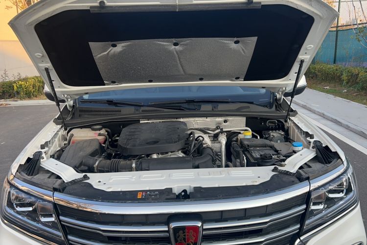 Used Roewe RX8 2019 30T Two-Wheel Drive Supreme Flagship Edition Engine Bay