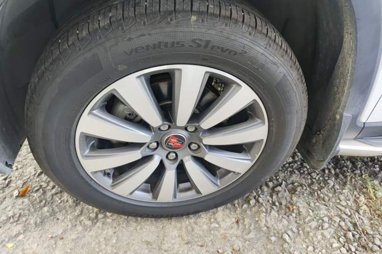 Used Roewe RX8 2019 30T Smart Connectivity Two-Wheel Drive Supreme Flagship Edition Exterior 2
