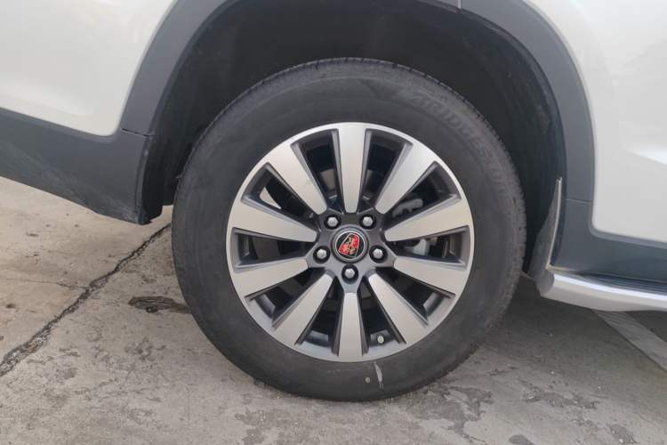 Used Roewe RX8 2019 30T Two-Wheel Drive Supreme Flagship Edition Exterior 2