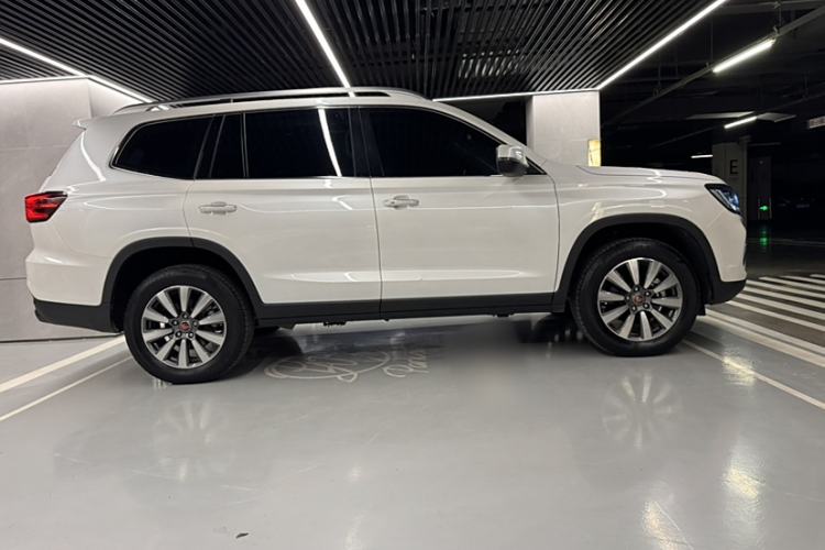 Used Roewe RX8 2019 30T Two-Wheel Drive Supreme Flagship Edition Exterior 2