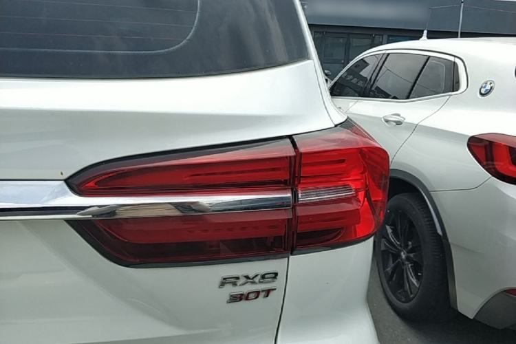 Used Roewe RX8 2019 30T Smart Connectivity Two-Wheel Drive Supreme Flagship Edition Exterior 3