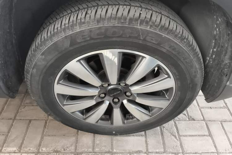 Used Roewe RX8 2019 30T Two-Wheel Drive Supreme Flagship Edition Exterior 7
