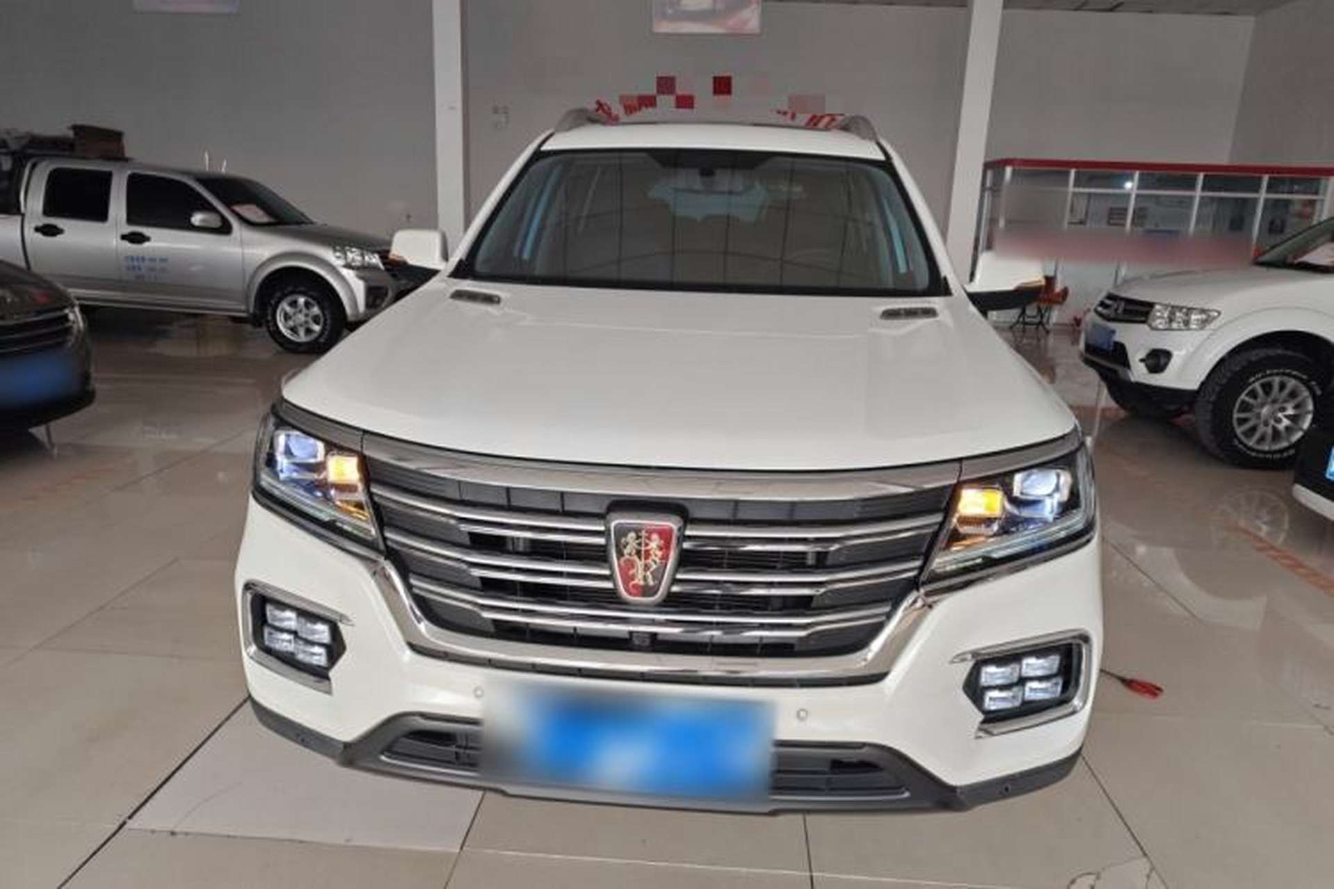 Used Roewe RX8 2019 30T Two-Wheel Drive Supreme Flagship Edition Front