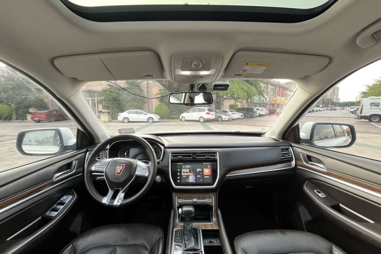 Used Roewe RX8 2019 30T Smart Connectivity Two-Wheel Drive Supreme Flagship Edition Headliner