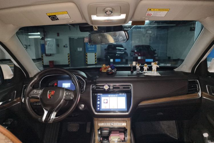 Used Roewe RX8 2019 30T Smart Connectivity Four-Wheel Drive Supreme Flagship Edition Headliner