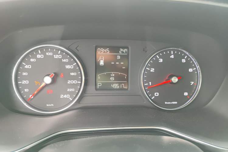 Used Roewe RX8 2019 30T Two-Wheel Drive Supreme Flagship Edition Instrument Cluster