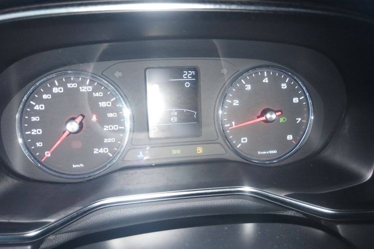 Used Roewe RX8 2019 30T Two-Wheel Drive Supreme Flagship Edition Instrument Cluster