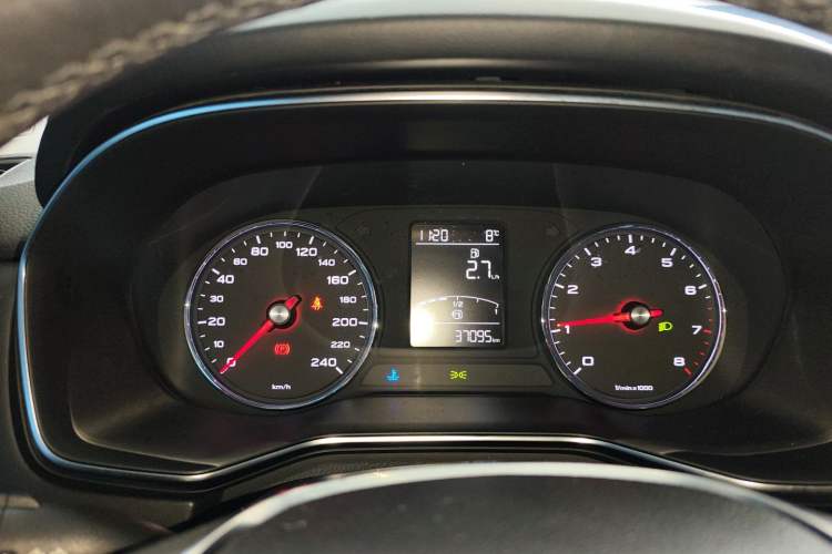 Used Roewe RX8 2019 30T Two-Wheel Drive Supreme Flagship Edition Instrument Cluster
