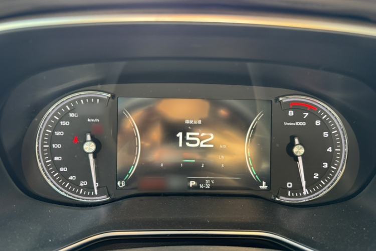 Used Roewe RX8 2019 30T Smart Connectivity Two-Wheel Drive Supreme Flagship Edition Instrument Cluster
