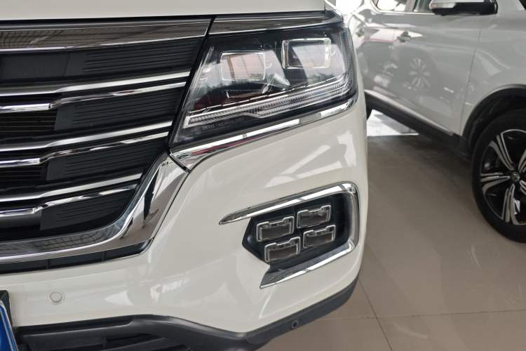 Used Roewe RX8 2019 30T Two-Wheel Drive Supreme Flagship Edition Left Front Headlight