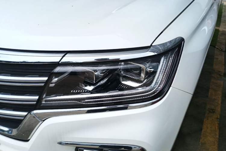 Used Roewe RX8 2019 30T Two-Wheel Drive Supreme Flagship Edition Left Front Headlight