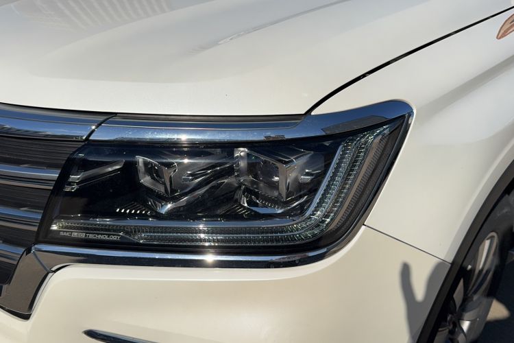 Used Roewe RX8 2019 30T Smart Connectivity Two-Wheel Drive Supreme Flagship Edition Left Front Headlight
