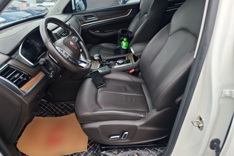 Used Roewe RX8 2019 30T Smart Connectivity Four-Wheel Drive Supreme Flagship Edition Left Front Seat