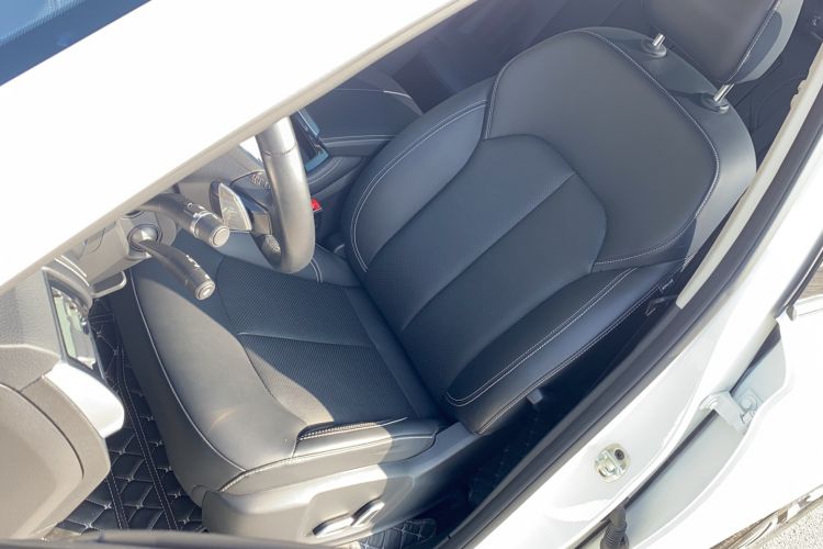 Used Roewe RX8 2019 30T Two-Wheel Drive Supreme Flagship Edition Left Front Seat