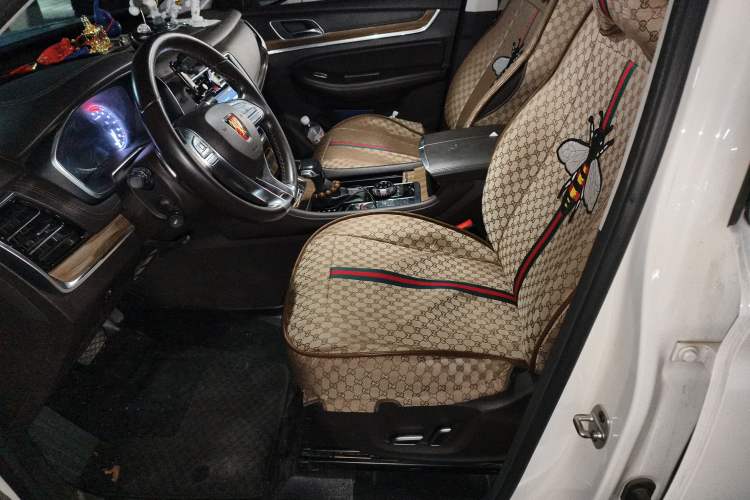 Used Roewe RX8 2019 30T Smart Connectivity Four-Wheel Drive Supreme Flagship Edition Left Front Seat