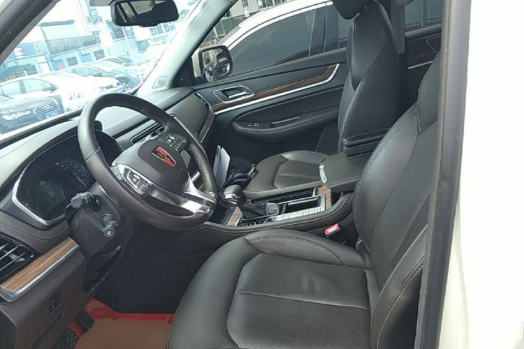 Used Roewe RX8 2019 30T Smart Connectivity Two-Wheel Drive Supreme Flagship Edition Left Front Seat