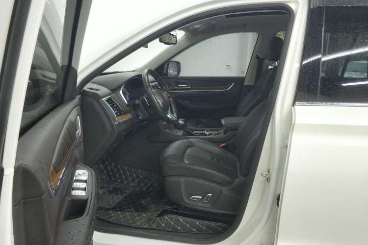 Used Roewe RX8 2019 30T Smart Connectivity Four-Wheel Drive Supreme Flagship Edition Left Front Seat