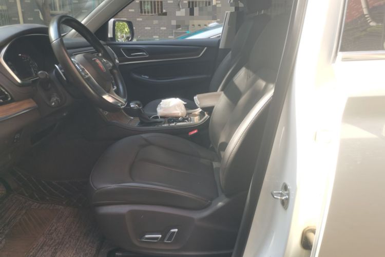 Used Roewe RX8 2019 30T Smart Connectivity Two-Wheel Drive Supreme Flagship Edition Left Front Seat