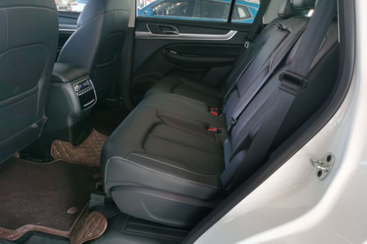 Used Roewe RX8 2019 30T Smart Connectivity Two-Wheel Drive Supreme Flagship Edition Left Rear Seat