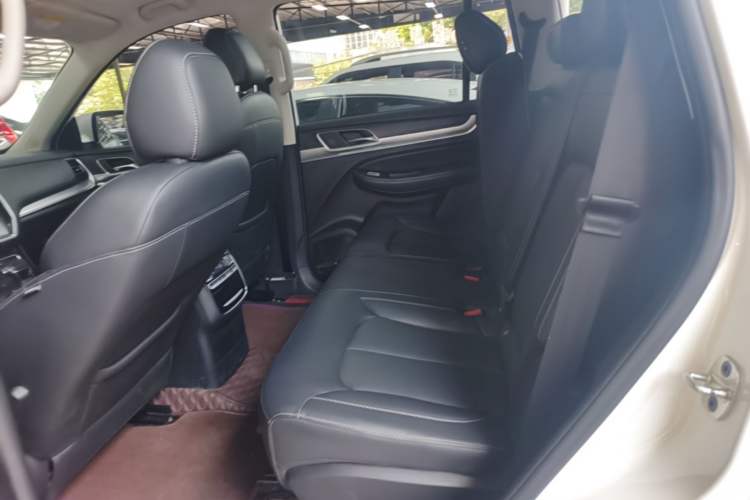 Used Roewe RX8 2019 30T Two-Wheel Drive Supreme Flagship Edition Left Rear Seat