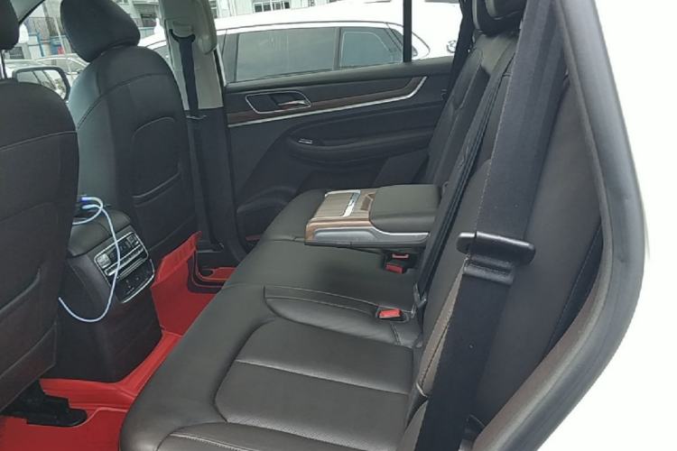 Used Roewe RX8 2019 30T Smart Connectivity Two-Wheel Drive Supreme Flagship Edition Left Rear Seat
