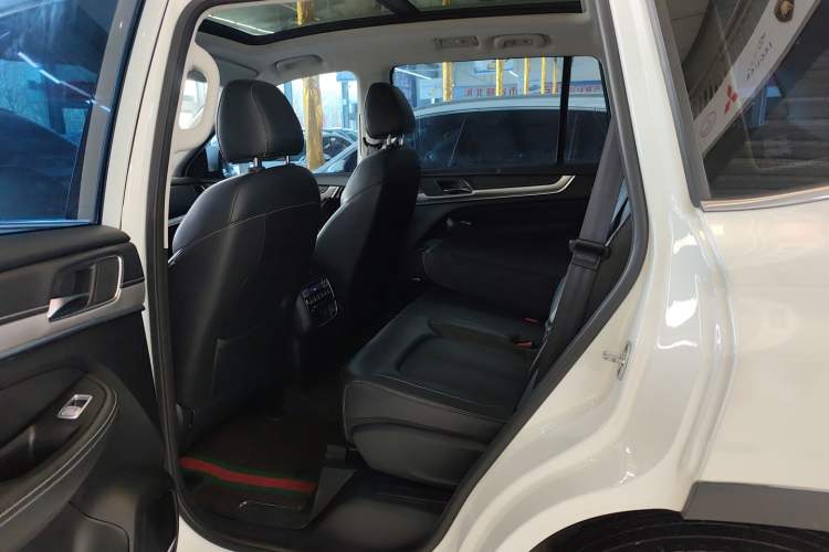 Used Roewe RX8 2019 30T Two-Wheel Drive Supreme Flagship Edition Left Rear Seat