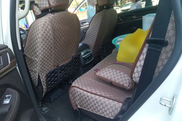 Used Roewe RX8 2019 30T Smart Connectivity Four-Wheel Drive Supreme Flagship Edition Left Rear Seat