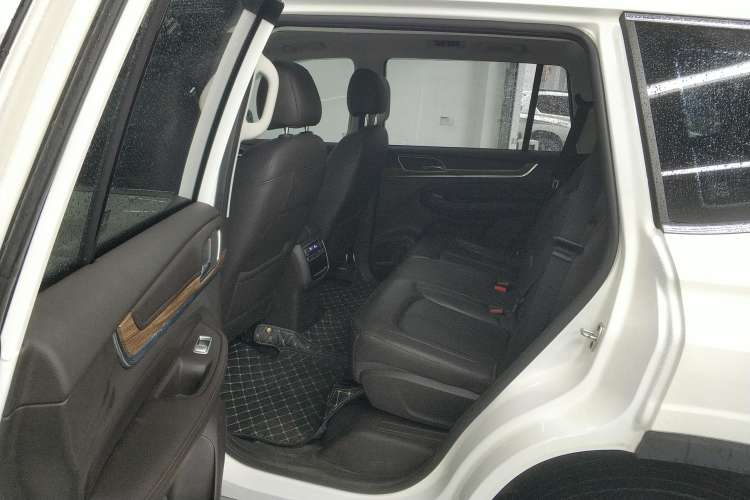Used Roewe RX8 2019 30T Smart Connectivity Four-Wheel Drive Supreme Flagship Edition Left Rear Seat