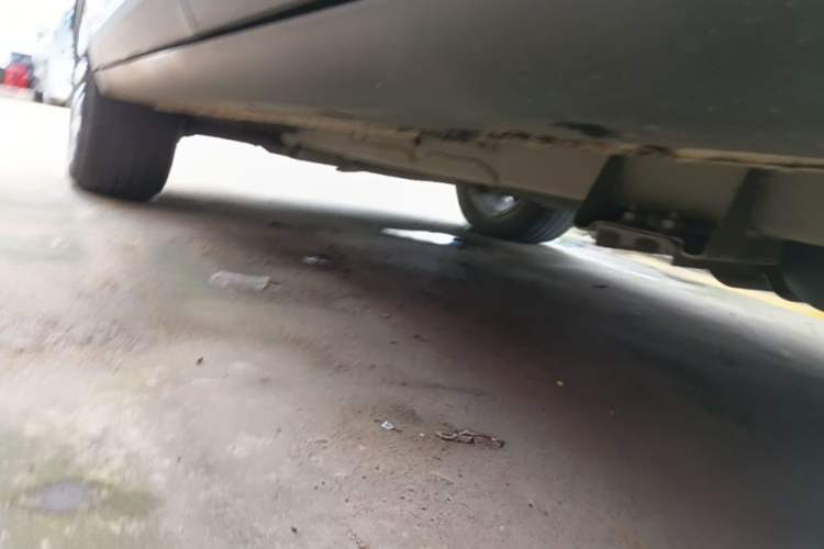 Used Roewe RX8 2019 30T Two-Wheel Drive Supreme Flagship Edition Left Side Sill