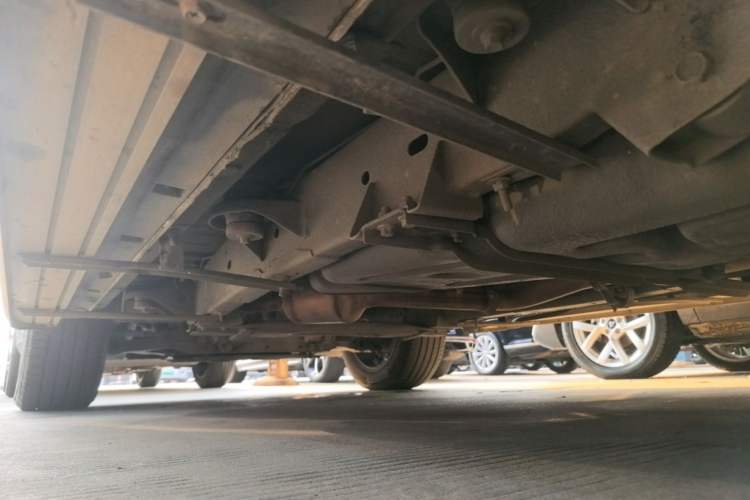 Used Roewe RX8 2019 30T Two-Wheel Drive Supreme Flagship Edition Left Side Sill