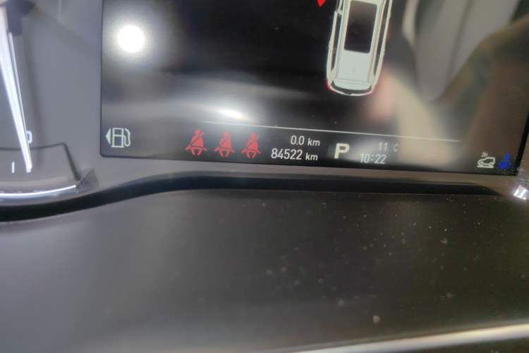 Used Roewe RX8 2019 30T Smart Connectivity Four-Wheel Drive Supreme Flagship Edition Odometer Close Up