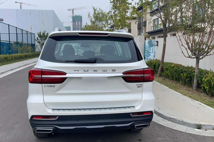 Used Roewe RX8 2019 30T Two-Wheel Drive Supreme Flagship Edition Rear