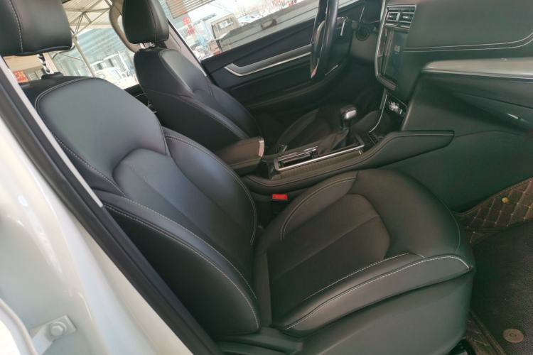 Used Roewe RX8 2019 30T Smart Connectivity Two-Wheel Drive Supreme Flagship Edition Right Front Seat