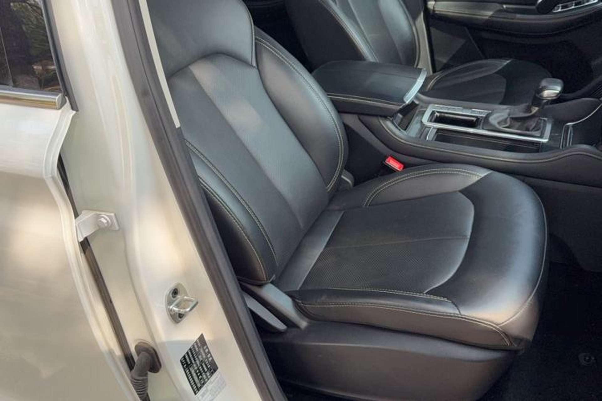 Used Roewe RX8 2019 30T Two-Wheel Drive Supreme Flagship Edition Right Front Seat