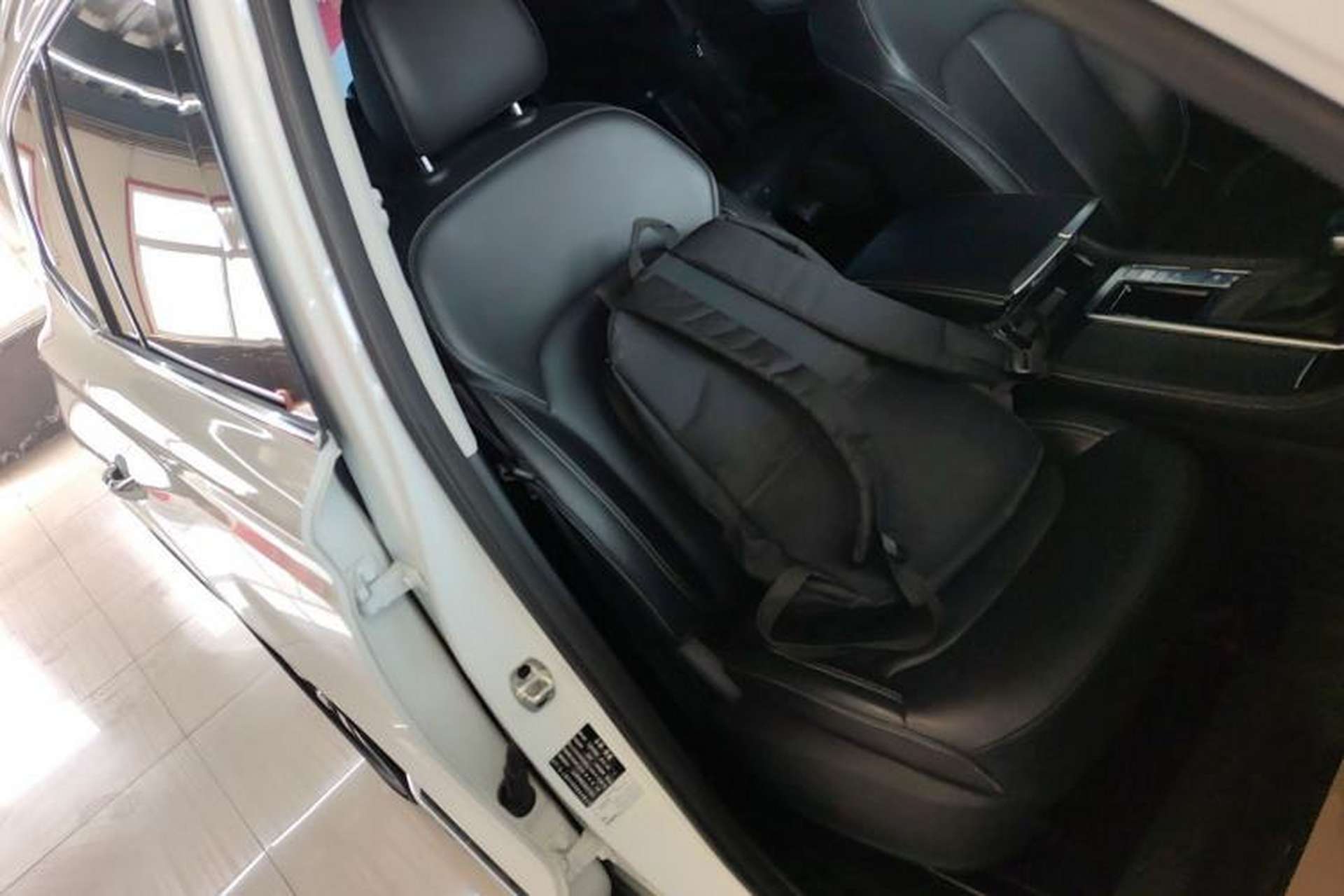 Used Roewe RX8 2019 30T Two-Wheel Drive Supreme Flagship Edition Right Front Seat