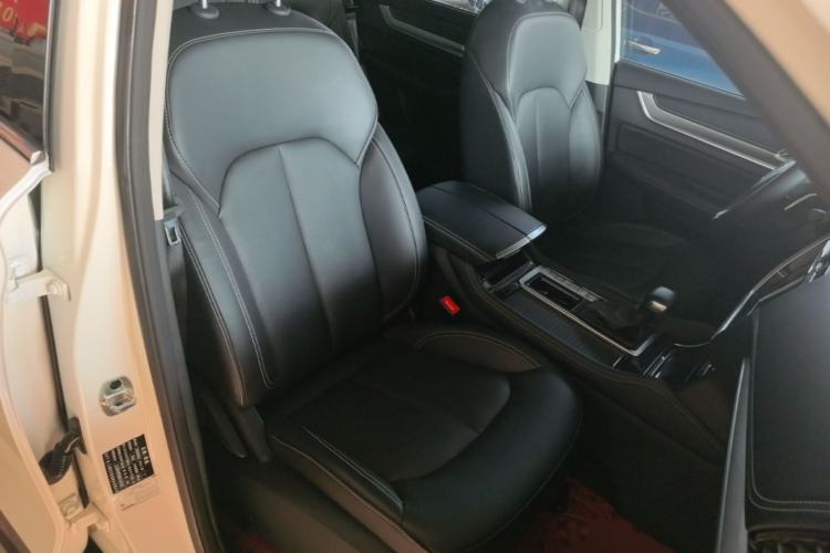 Used Roewe RX8 2019 30T Two-Wheel Drive Supreme Flagship Edition Right Front Seat