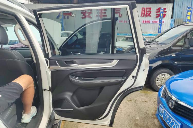 Used Roewe RX8 2019 30T Two-Wheel Drive Supreme Flagship Edition Right Rear Door Interior