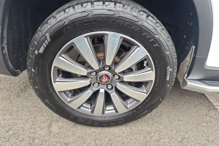 Used Roewe RX8 2019 30T Smart Connectivity Four-Wheel Drive Supreme Flagship Edition Right Rear Wheel Hub
