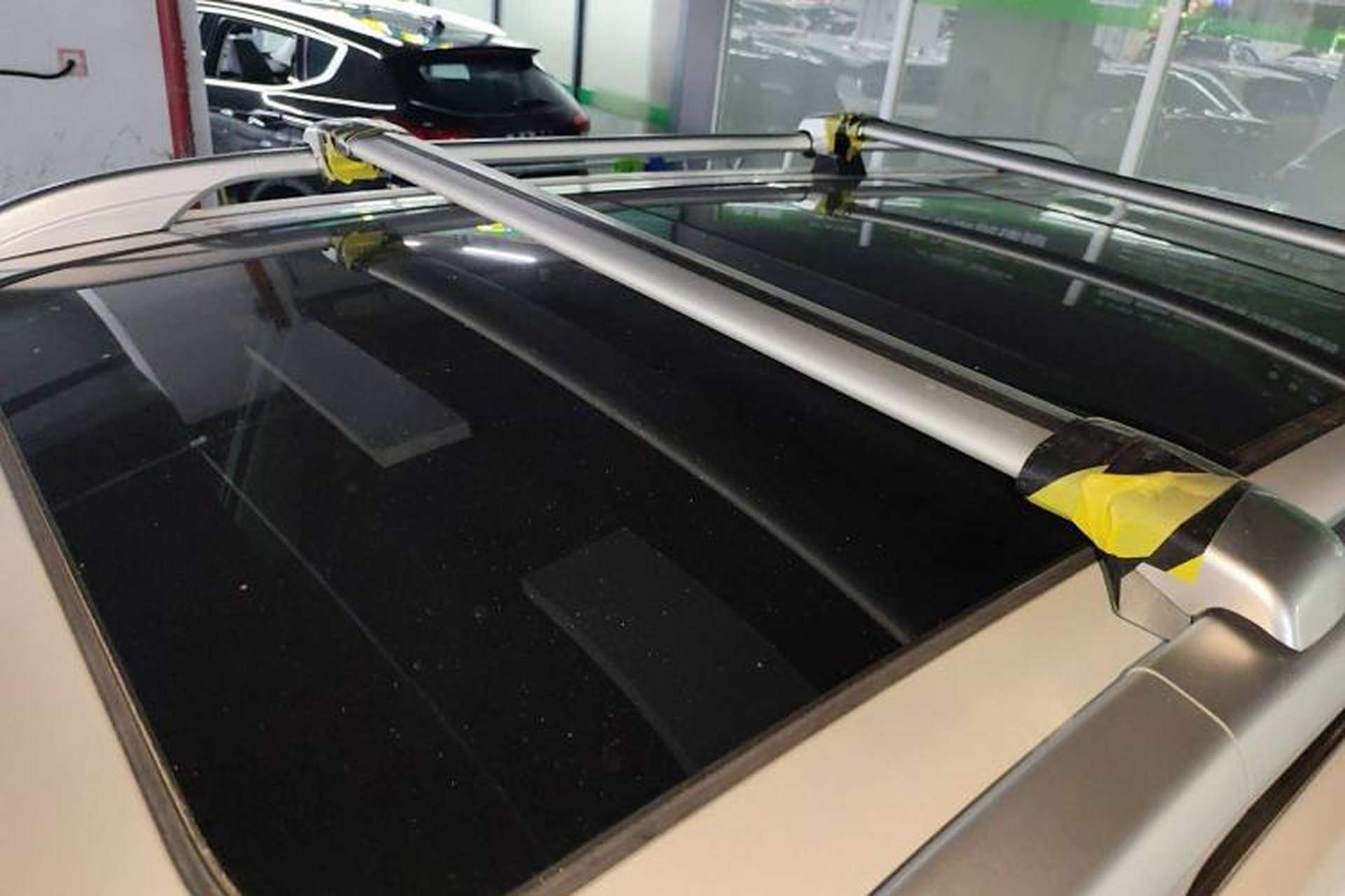 Used Roewe RX8 2019 30T Two-Wheel Drive Supreme Flagship Edition Roof