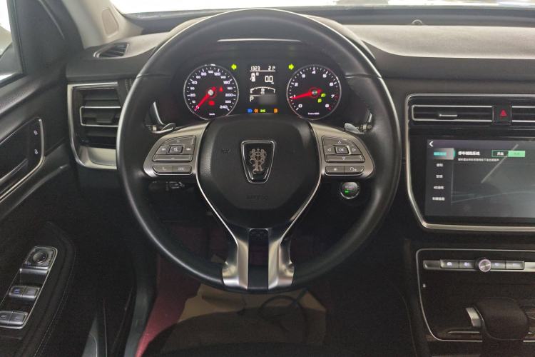 Used Roewe RX8 2019 30T Two-Wheel Drive Supreme Flagship Edition Steering Wheel